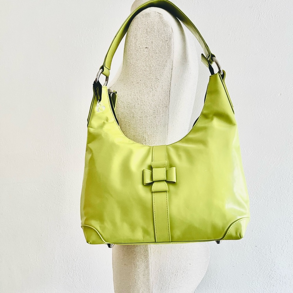 💕Host Pick💕 My Flat in London Neon Green Purse